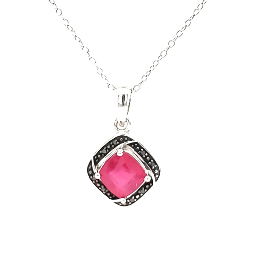 ⚫ Ruby & Black Diamond Pendant w/Chain
